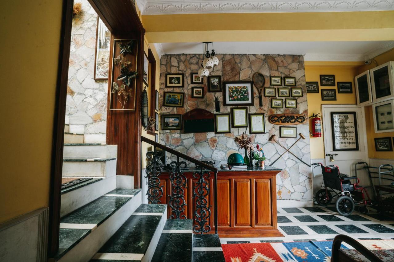 Rock Cliff Home Stay Shillong Exterior foto