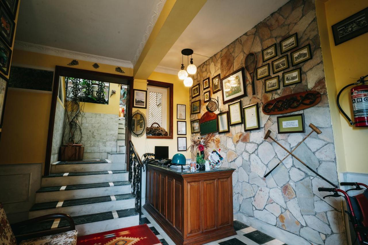 Rock Cliff Home Stay Shillong Exterior foto